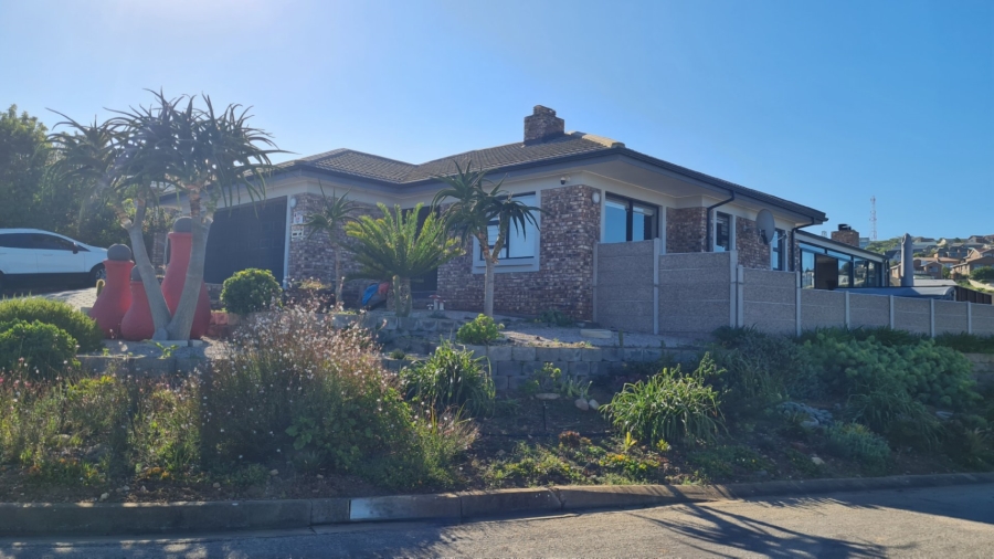 3 Bedroom Property for Sale in Dana Bay Western Cape